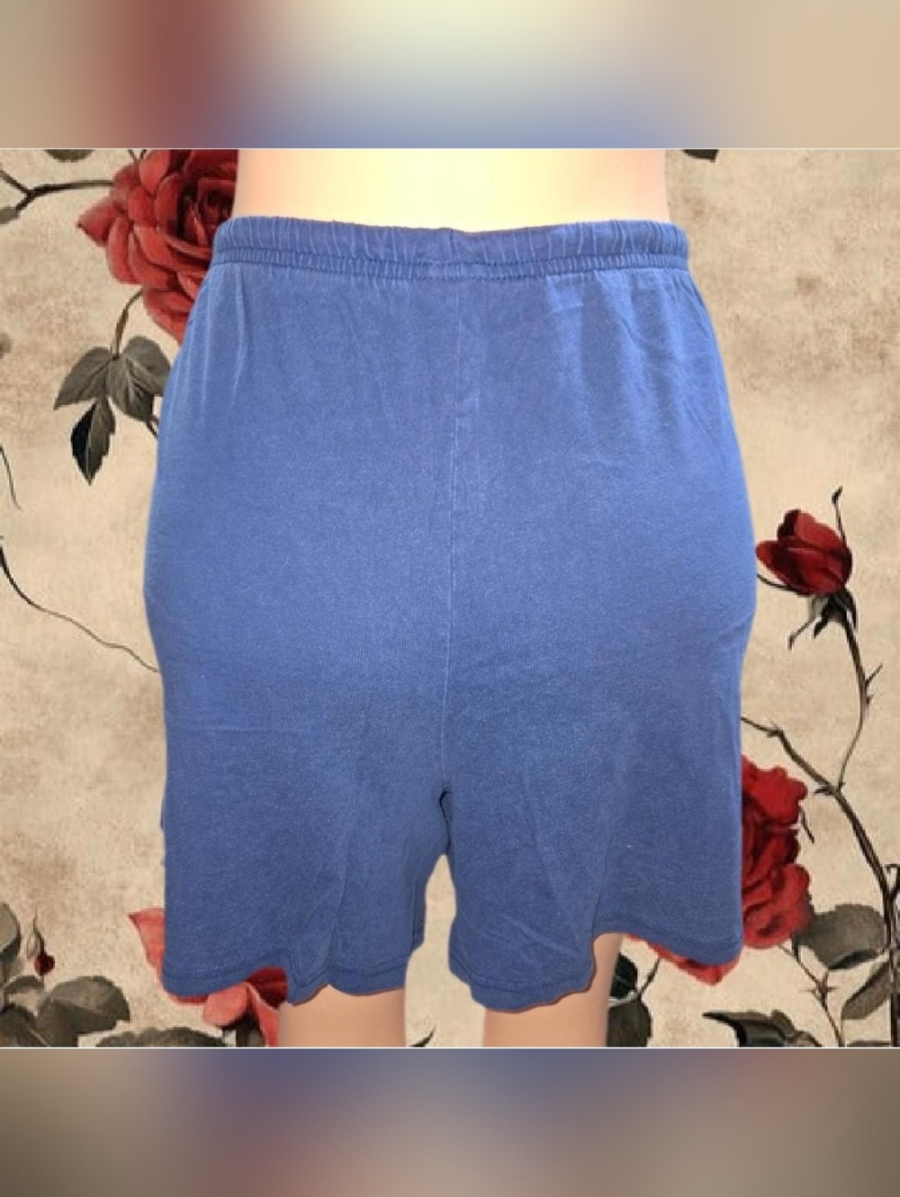 Shorts - Picture 2 of 2